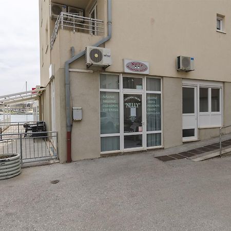 Apartment Antonela 奥米什 外观 照片